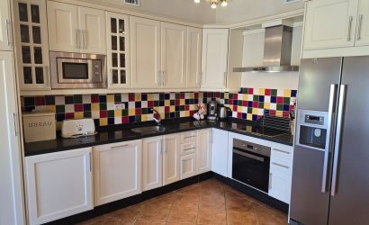 Reventa - Villa -
Vinuela - Inland