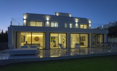 Herverkoop - Villa -
Marbella - Nueva Andalucía