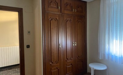 Herverkoop - Villa -
Elda