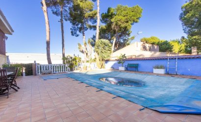 Herverkoop - Villa -
Torrevieja - Los Balcones