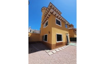 Herverkoop - Villa -
Ciudad Quesada - Costa Blanca