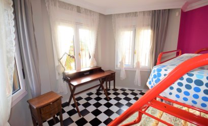 Resale - Villa -
Guardamar del Segura - El Moncayo