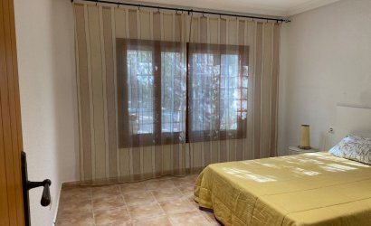 Resale - Villa -
Elche - Las Bayas