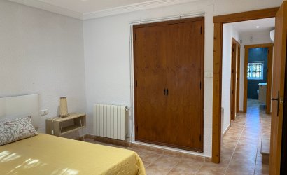 Resale - Villa -
Elche - Las Bayas