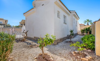 Herverkoop - Villa -
Ciudad Quesada - Costa Blanca
