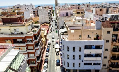 Resale - Commercial -
Torrevieja - Center