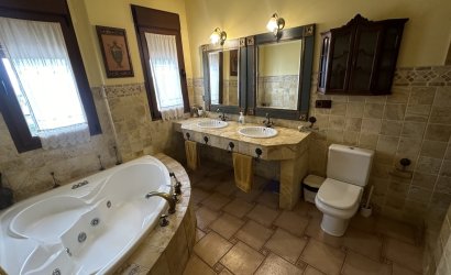 Revente - Villa -
San Miguel de Salinas - Inland