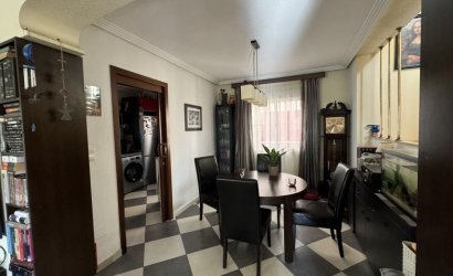 Revente - Villa -
Orihuela Costa - Costa Blanca