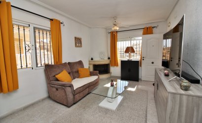 Resale - Villa -
Villamartín