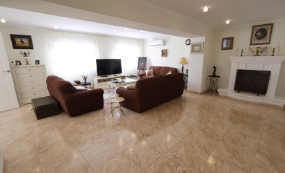 Revente - Villa -
Torrevieja - Costa Blanca