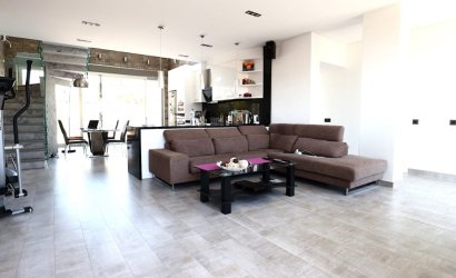 Reventa - Villa -
Torrevieja - Los Angeles