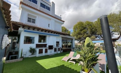 Reventa - Villa -
Orihuela Costa - Costa Blanca