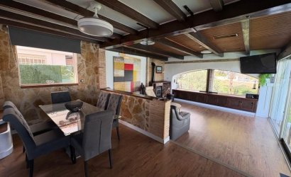 Reventa - Villa -
Orihuela Costa - Costa Blanca