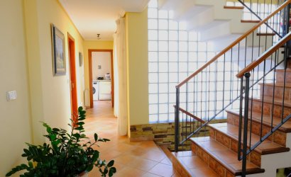 Herverkoop - Villa -
Orihuela Costa - Orihuela