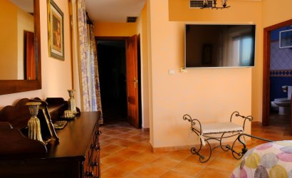 Herverkoop - Villa -
Orihuela Costa - Orihuela