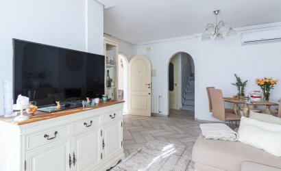 Herverkoop - Villa -
Orihuela Costa - Los Almendros-la Florida