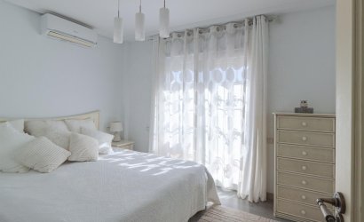 Herverkoop - Villa -
Orihuela Costa - Los Almendros-la Florida