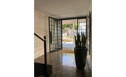 Revente - Apartment -
Marbella - Center