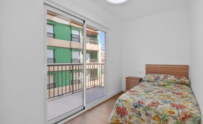 Herverkoop - Apartment -
Torrevieja - Playa del Cura