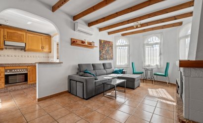 Revente - Villa -
Orihuela Costa - Costa Blanca