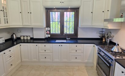 Reventa - Villa -
Vinuela - Inland