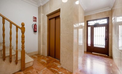 Herverkoop - Apartment -
Torrevieja - Centro