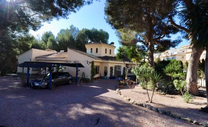 Resale - Villa -
Algorfa - Castillo de montemar