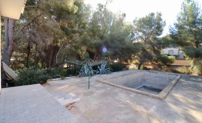 Resale - Villa -
Algorfa - Castillo de montemar