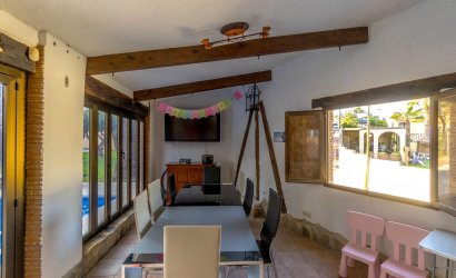 Herverkoop - Villa -
Torrevieja - Los Balcones