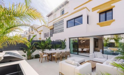 Resale - Townhouse -
Marbella - Golden Mile