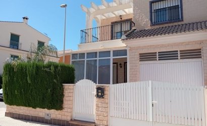 Herverkoop - Villa -
Pilar de la Horadada - Costa Blanca
