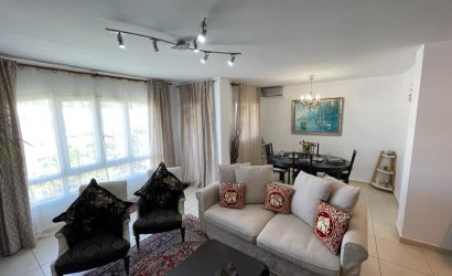 Resale - Apartment -
Marbella - Nueva Andalucía