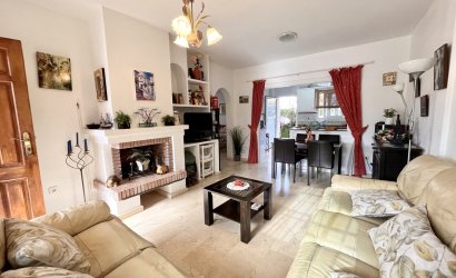 Resale - Apartment -
Playa Flamenca - Costa Blanca
