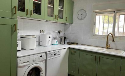 Herverkoop - Villa -
Biar - Costa Blanca