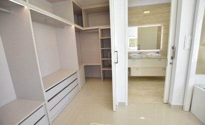 Herverkoop - Villa -
San Miguel de Salinas - Inland