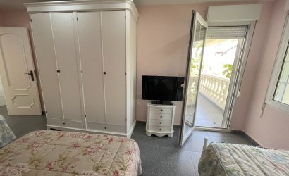 Revente - Villa -
Orihuela Costa - Costa Blanca