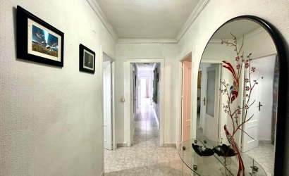 Herverkoop - Apartment -
Torrevieja - Centro