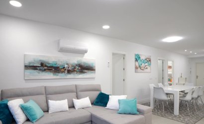 Revente - Apartment -
Finestrat