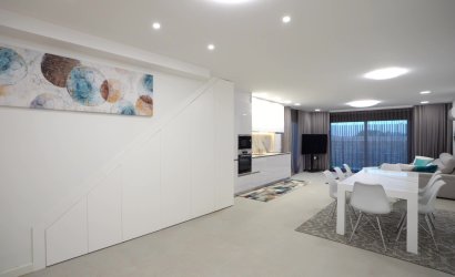 Revente - Apartment -
Finestrat