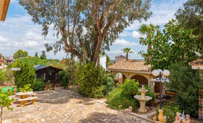 Herverkoop - Villa -
Jacarilla - Inland