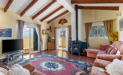 Herverkoop - Villa -
Jacarilla - Inland