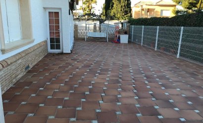 Revente - Villa -
Orihuela Costa - Costa Blanca