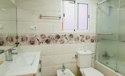 Revente - Apartment -
Torrevieja - Centro