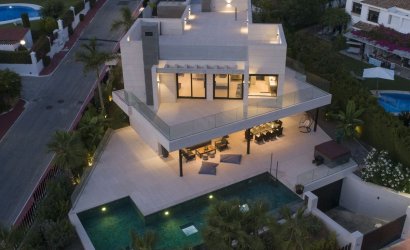 Revente - Villa -
Nueva Andalucía - Costa del Sol