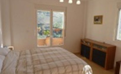 Resale - Villa -
Valle de Abdalajis - Inland