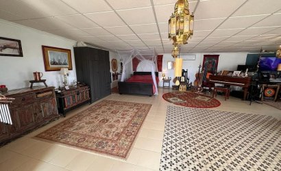 Herverkoop - Villa -
Sax