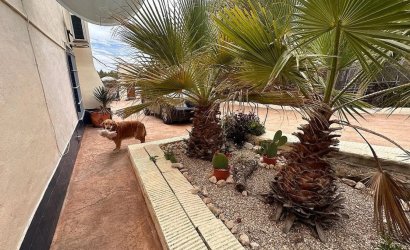 Herverkoop - Villa -
Sax