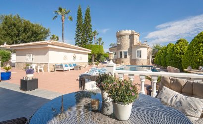 Resale - Villa -
Ciudad Quesada