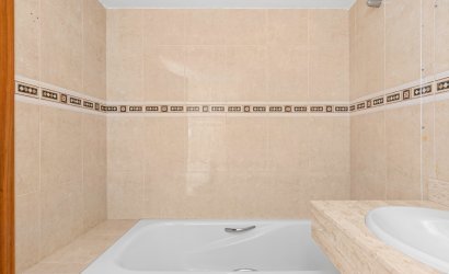 Herverkoop - Apartment -
Altea