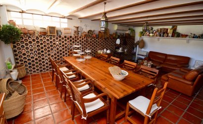 Resale - Villa -
Torrevieja - Torreta